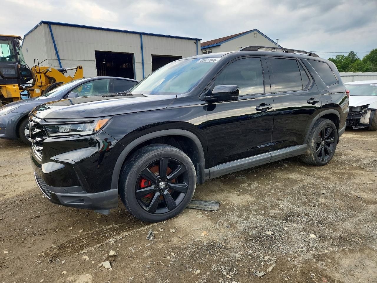 5FNYG1H85RB040460 · 2024 HONDA PILOT
