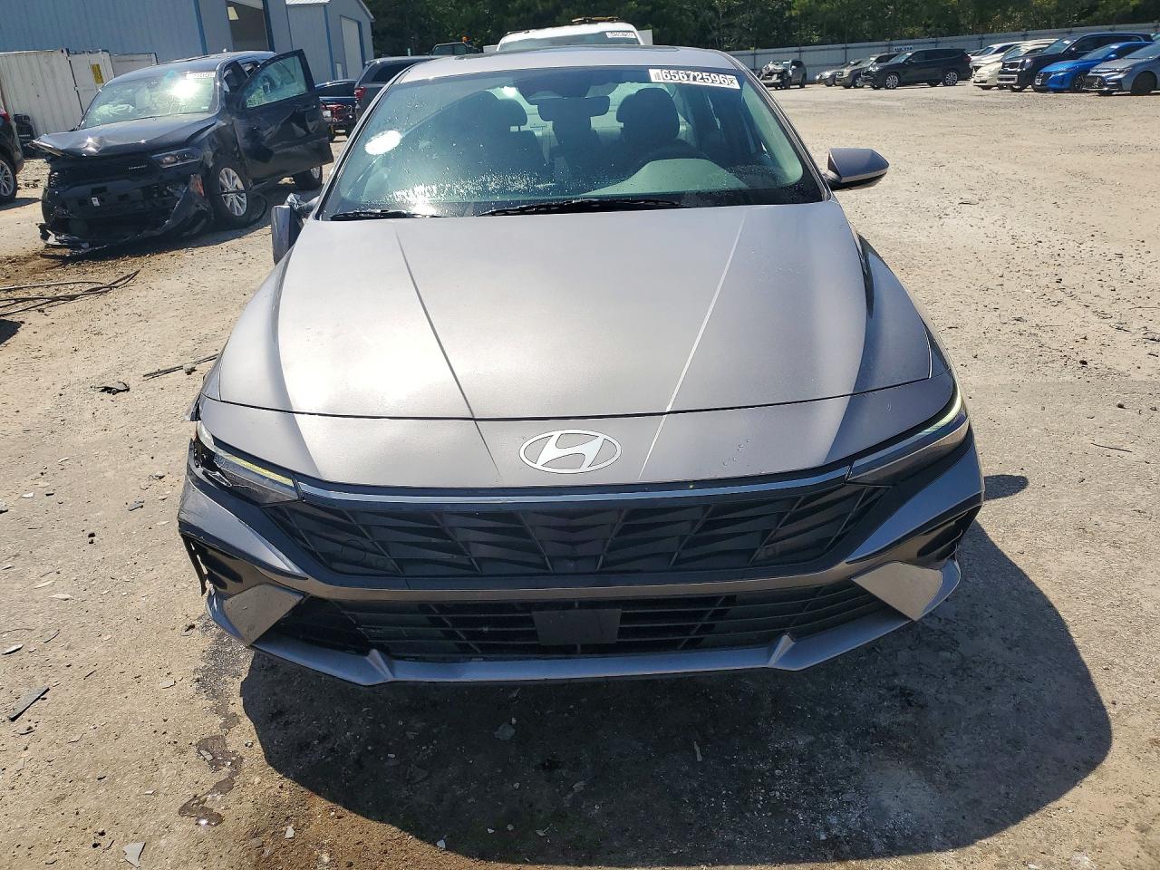 KMHLS4DG5SU936578 · 2025 HYUNDAI ELANTRA · 5/12
