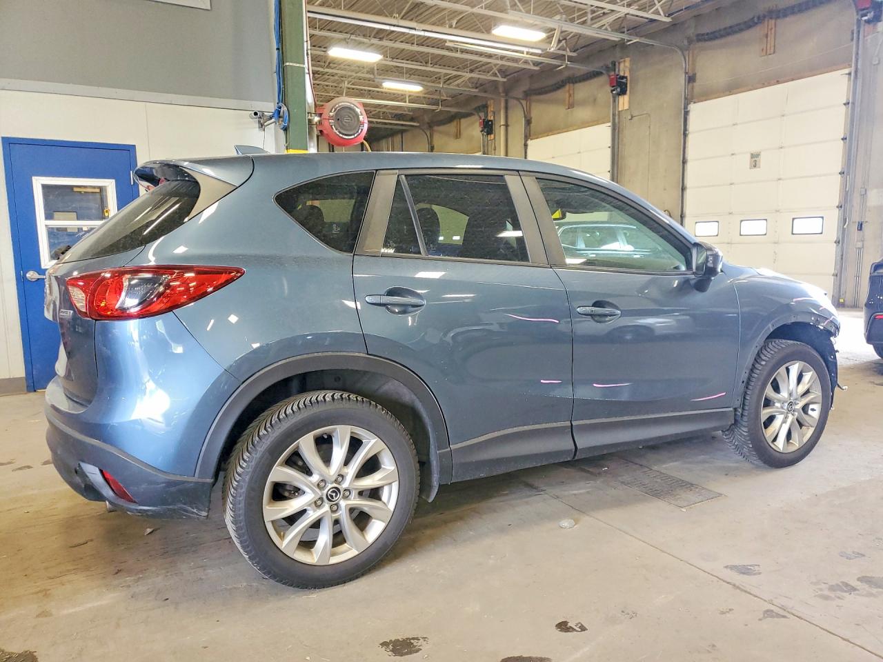 JM3KE4DY5F0443858 · 2015 MAZDA CX-5 · 3/13