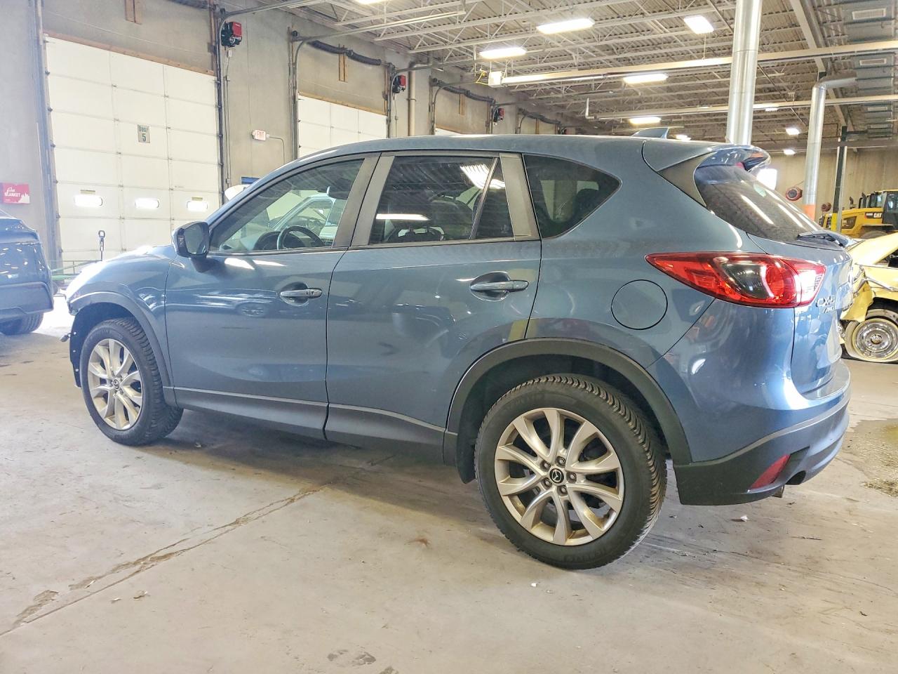JM3KE4DY5F0443858 · 2015 MAZDA CX-5 · 2/13