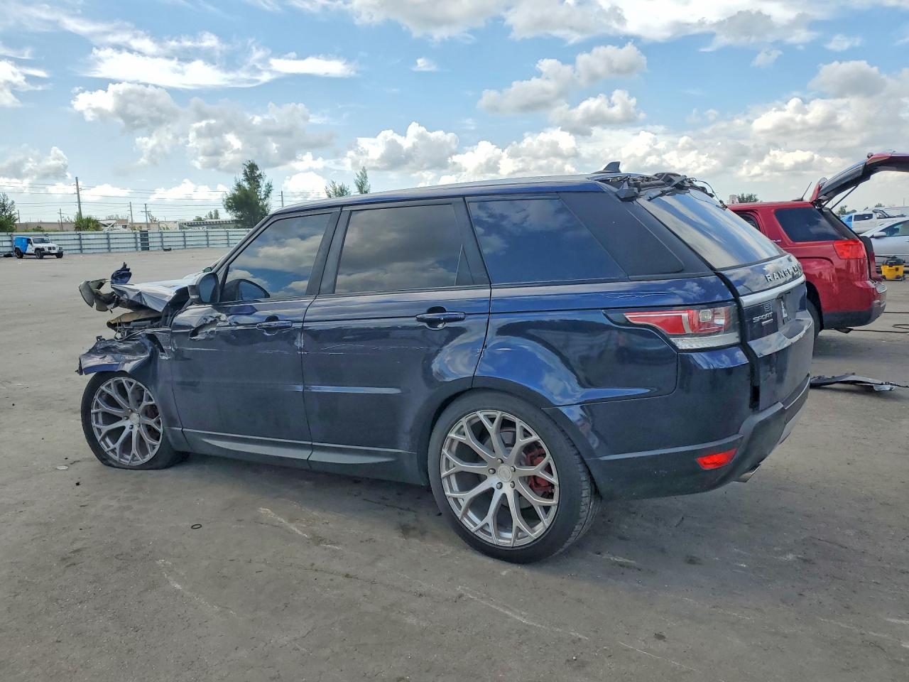 SALWR2VF6GA583342 · 2016 LAND ROVER RANGE ROVER SPORT · 2/13