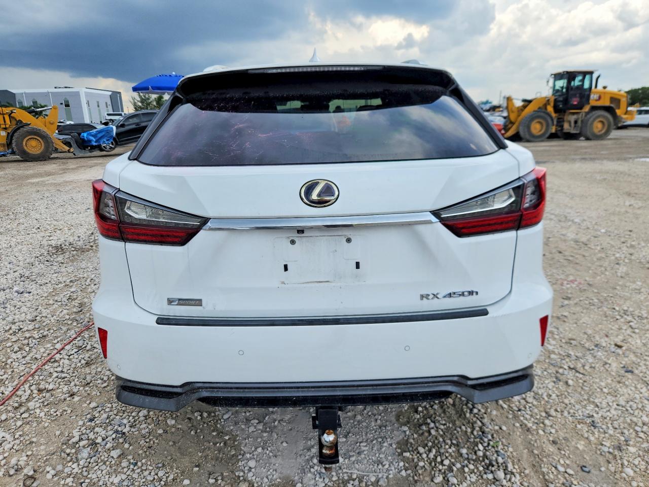 2T2BGMCA2HC014222 · 2017 LEXUS RX 450H · 6/13