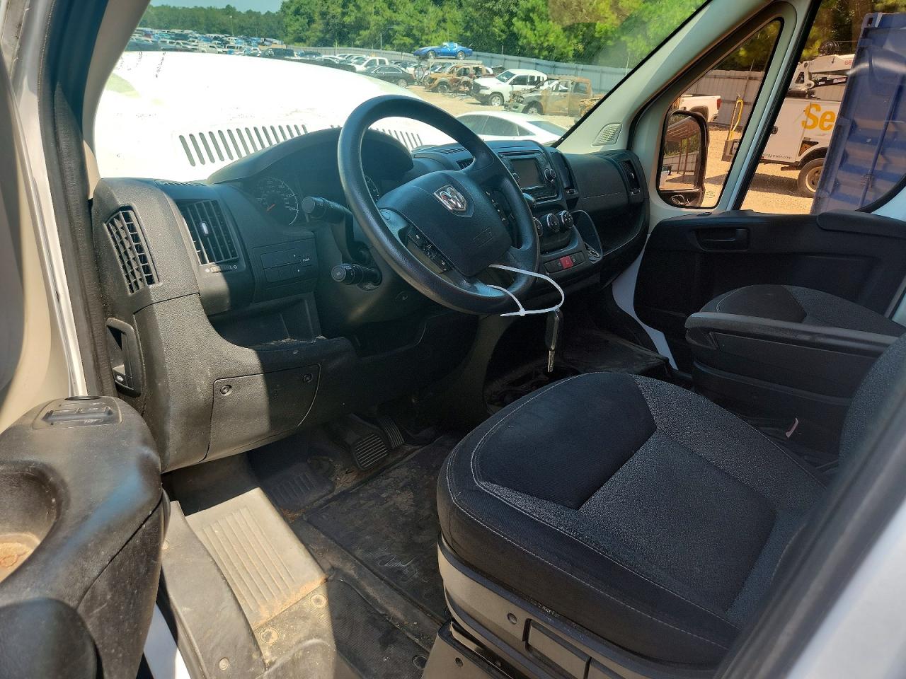 3C6TRVAGXGE132753 · 2016 RAM PROMASTER 1500 · 8/13