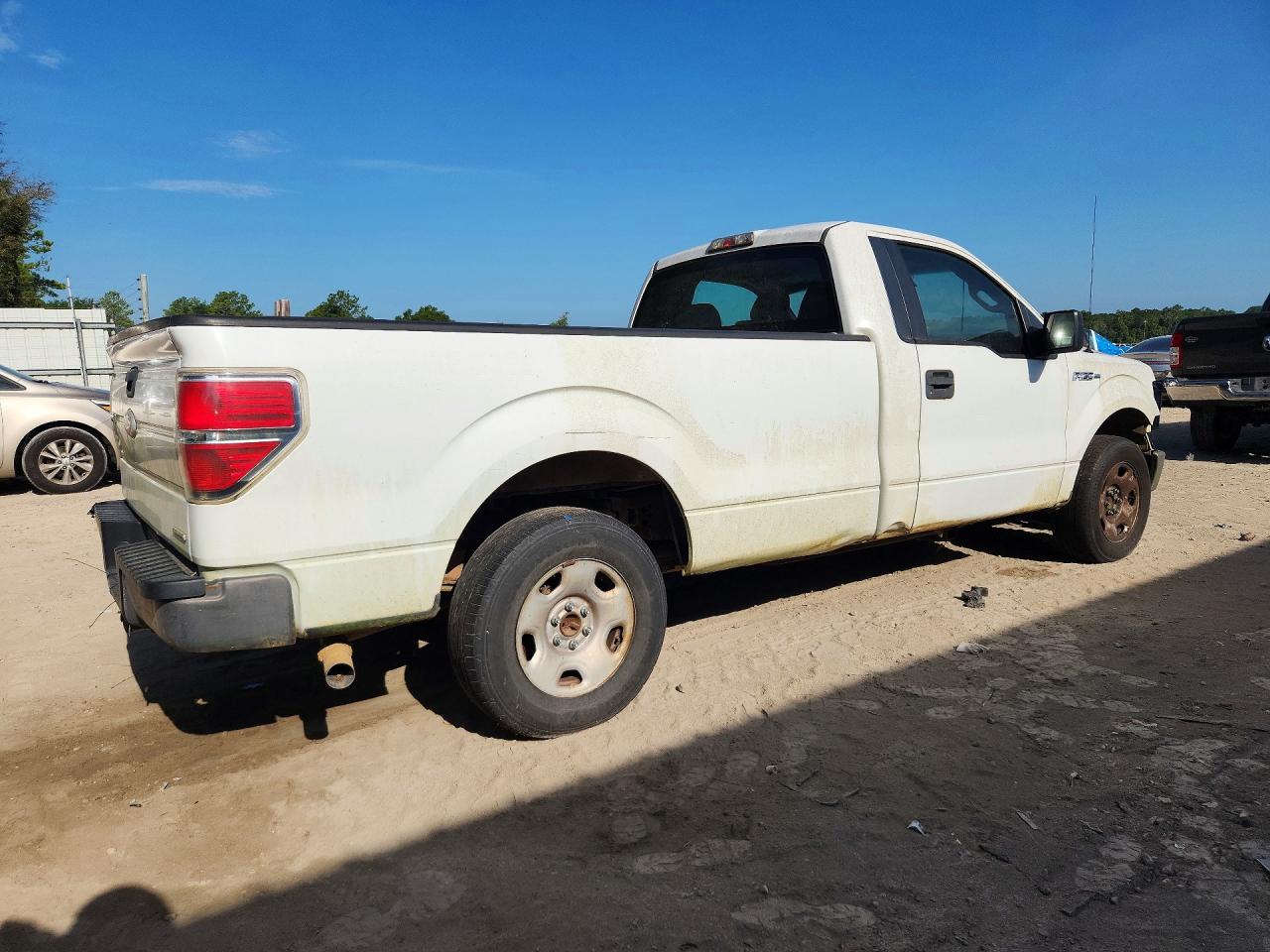 1FTNF1CF9CKD44672 · 2012 FORD F150 · 3/13