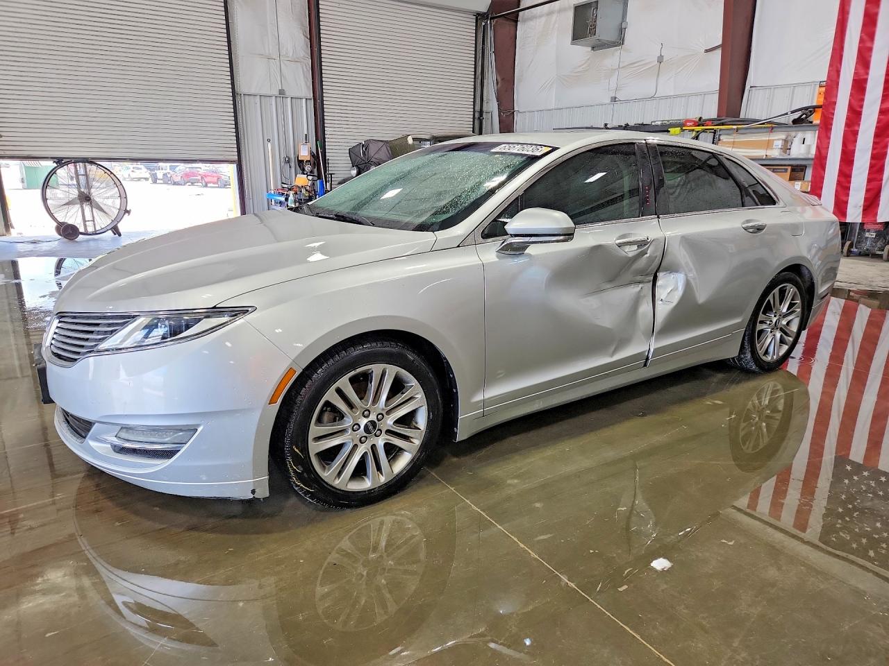 3LN6L2G90DR828214 · 2013 LINCOLN MKZ