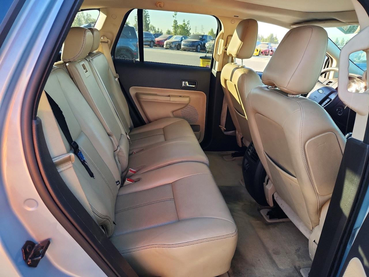 2FMDK38C98BB23362 · 2008 FORD EDGE · 10/12