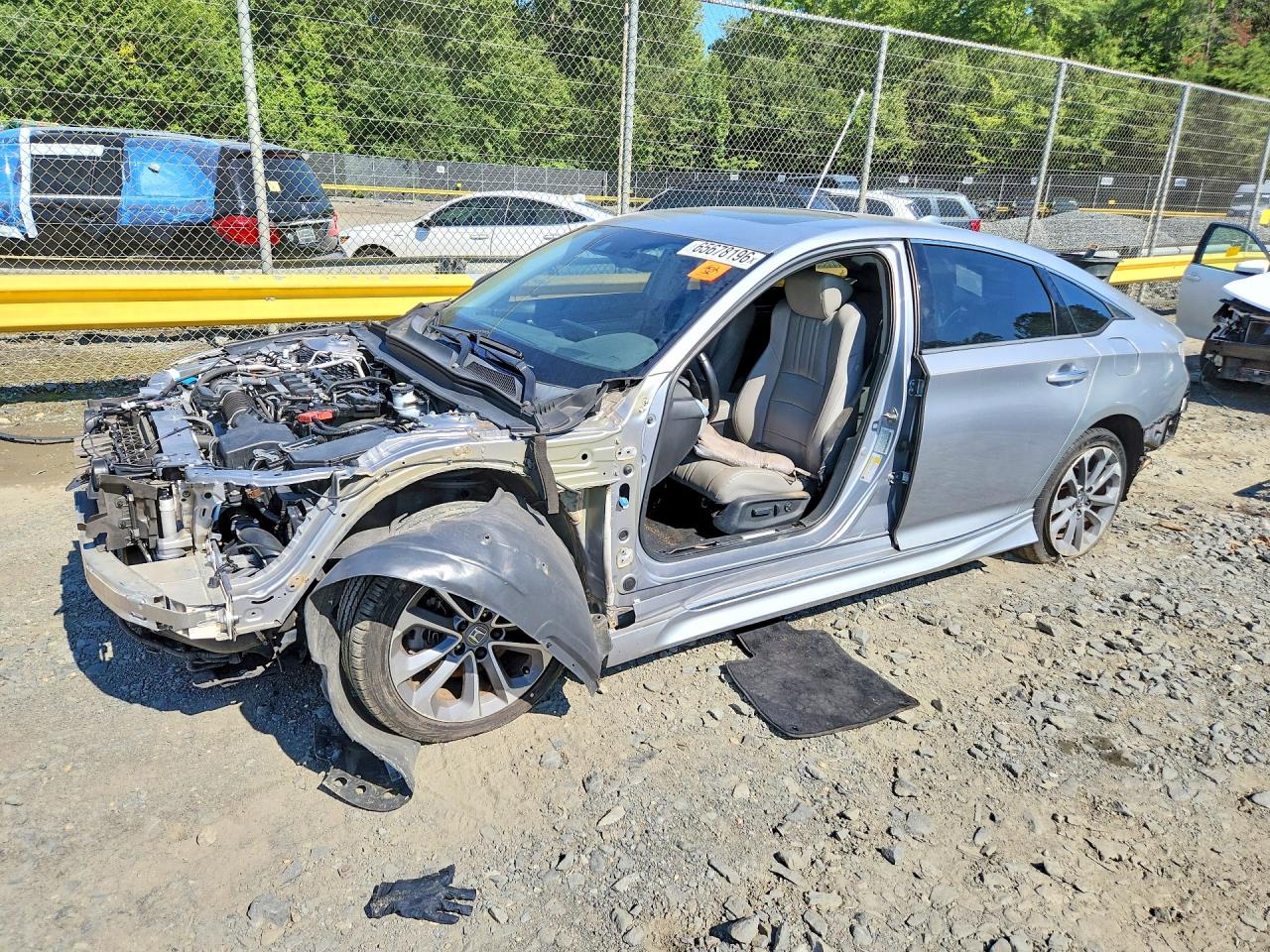 1HGCV1F97JA158696 · 2018 HONDA ACCORD