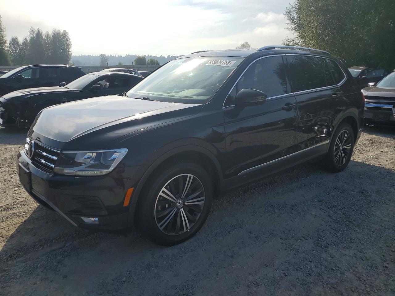 3VV2B7AX5JM105673 · 2018 VOLKSWAGEN TIGUAN