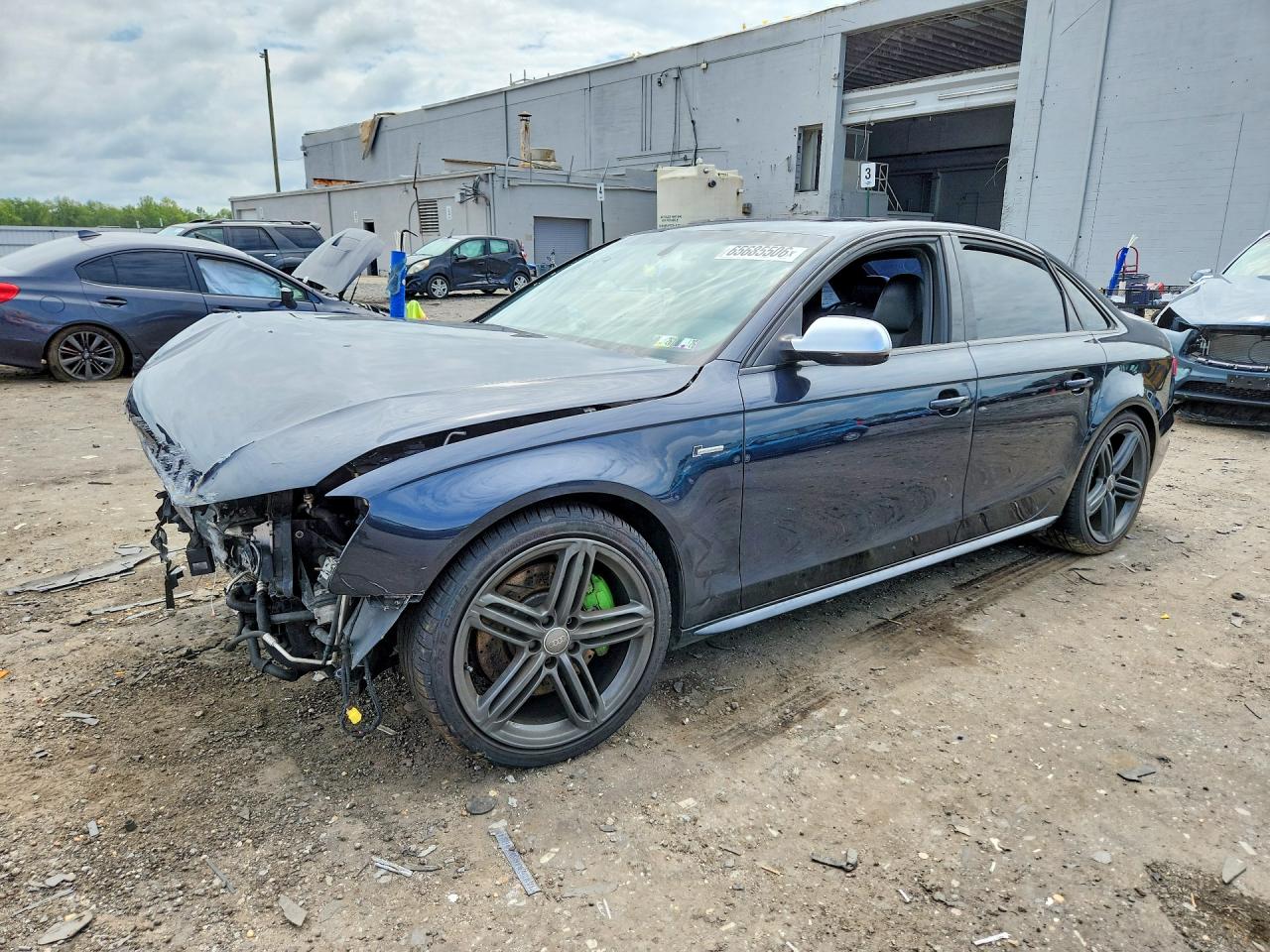 WAUBGAFL7DA045901 · 2013 AUDI S4