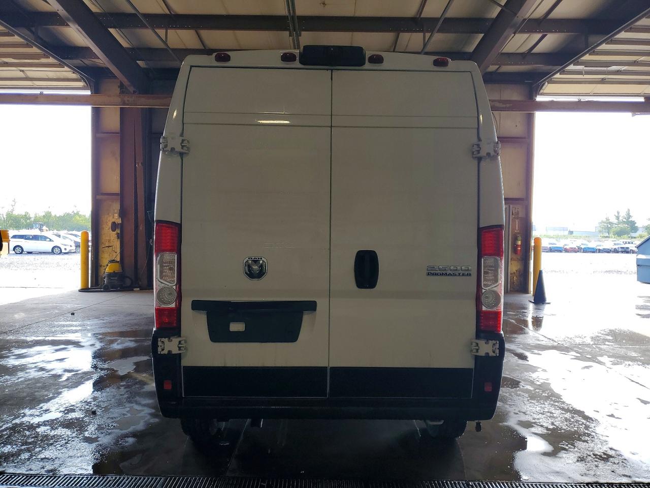 3C6LRVCG1SE513493 · 2025 RAM PROMASTER 2500 · 6/13