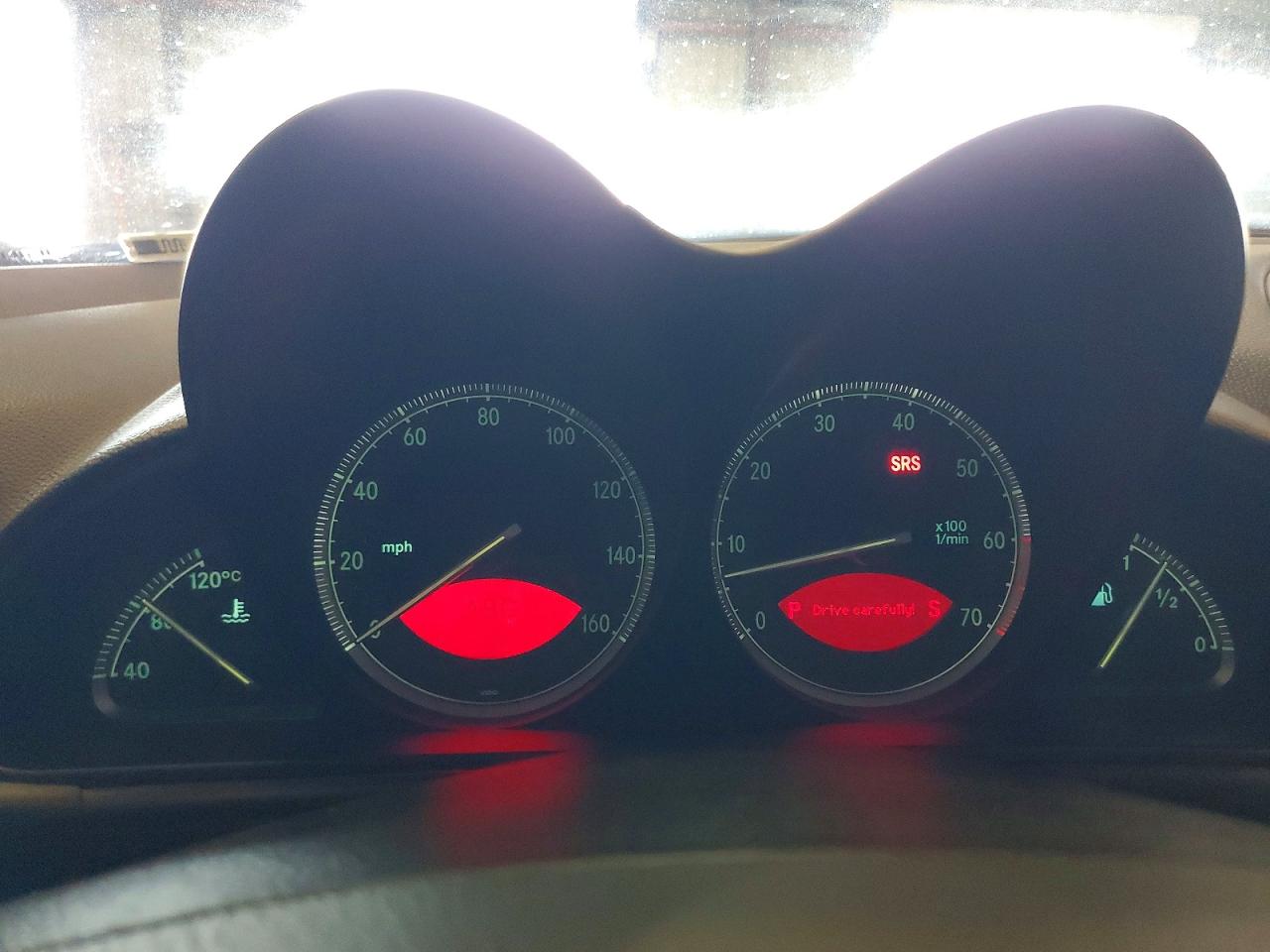 WDBSK75F83F018514 · 2003 MERCEDES-BENZ SL · 9/12