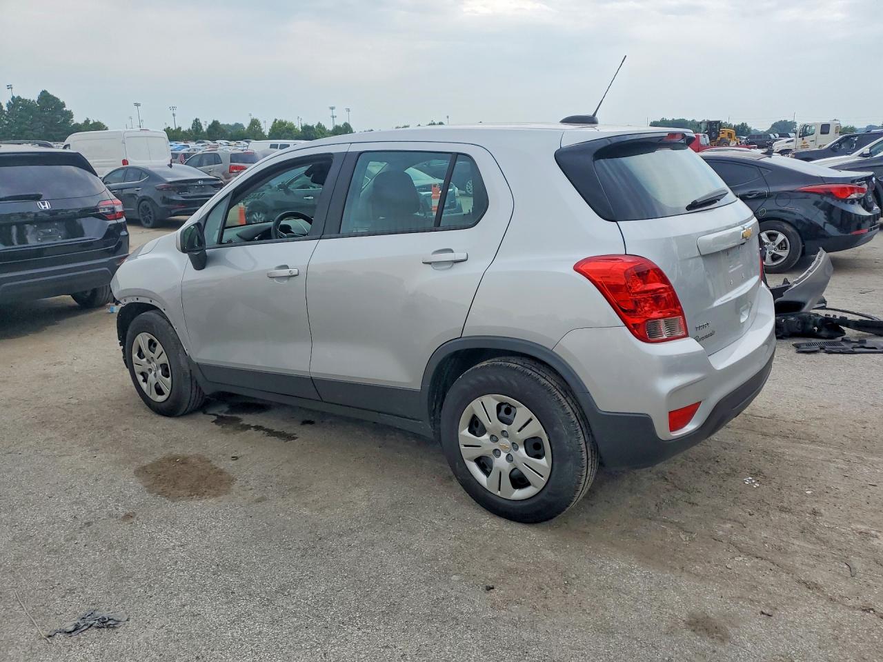 3GNCJKSB7HL278758 · 2017 CHEVROLET TRAX · 2/12