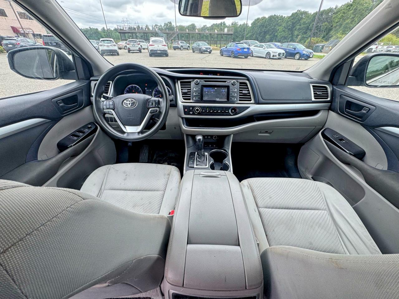 5TDBZRFH7JS845989 · 2018 TOYOTA HIGHLANDER · 9/12