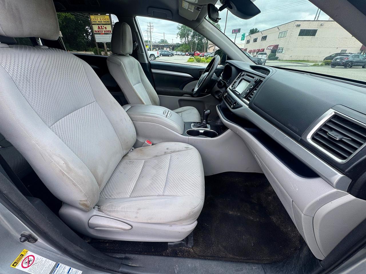5TDBZRFH7JS845989 · 2018 TOYOTA HIGHLANDER · 5/12