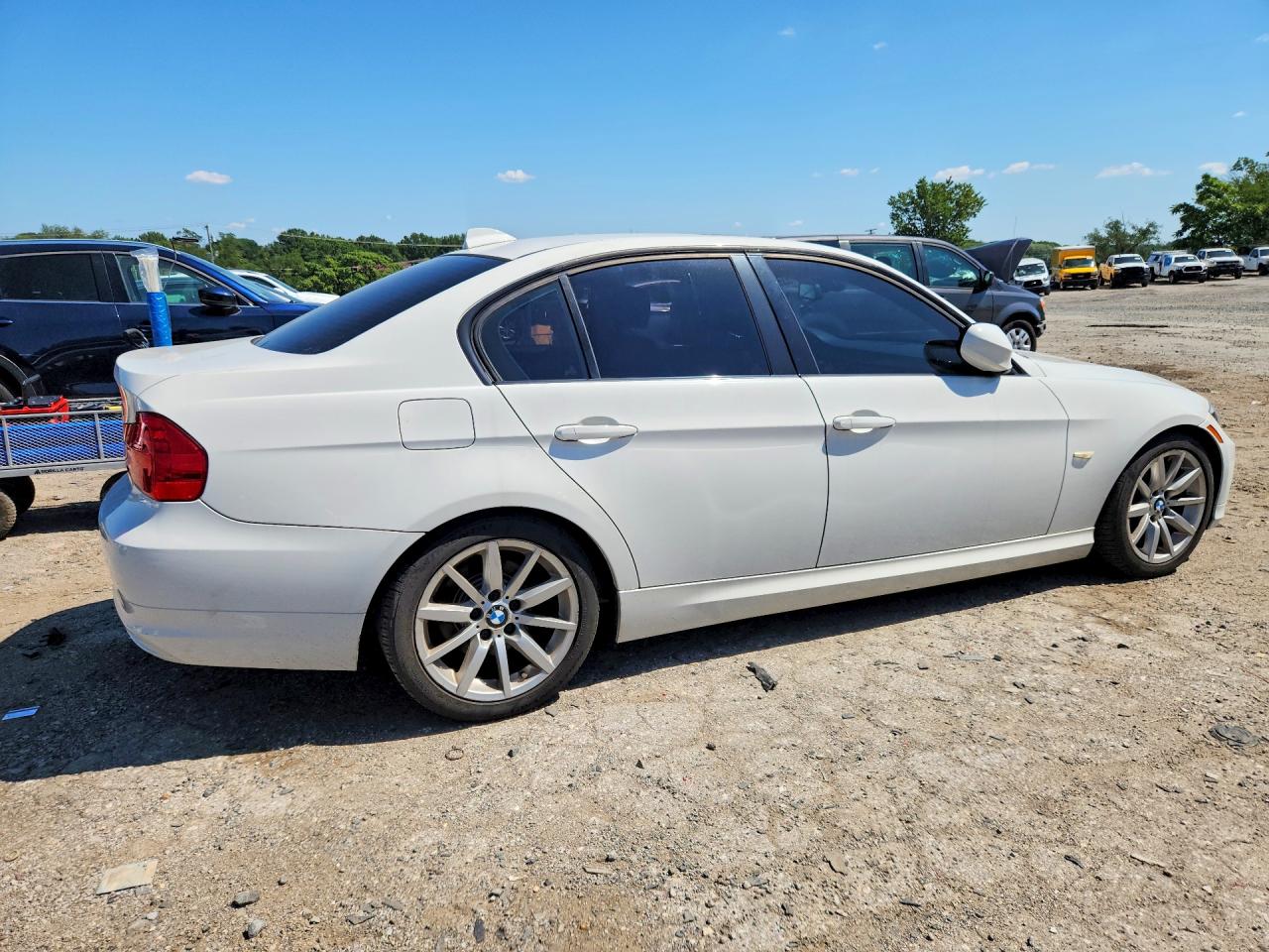 WBAPH73539E128222 · 2009 BMW 328 · 3/12