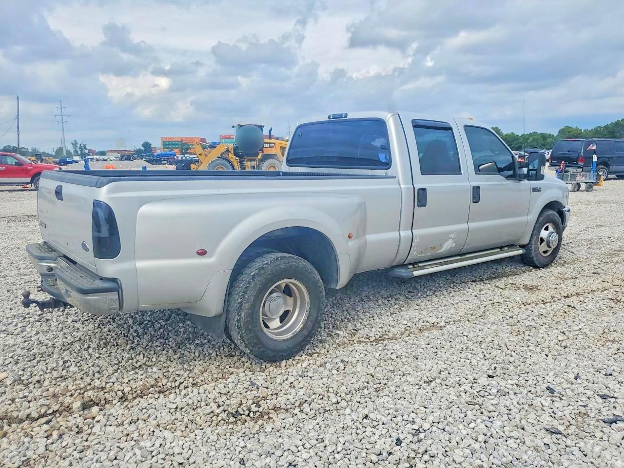 1FTWW32S2XEC01369 · 1999 FORD F350 · 3/12