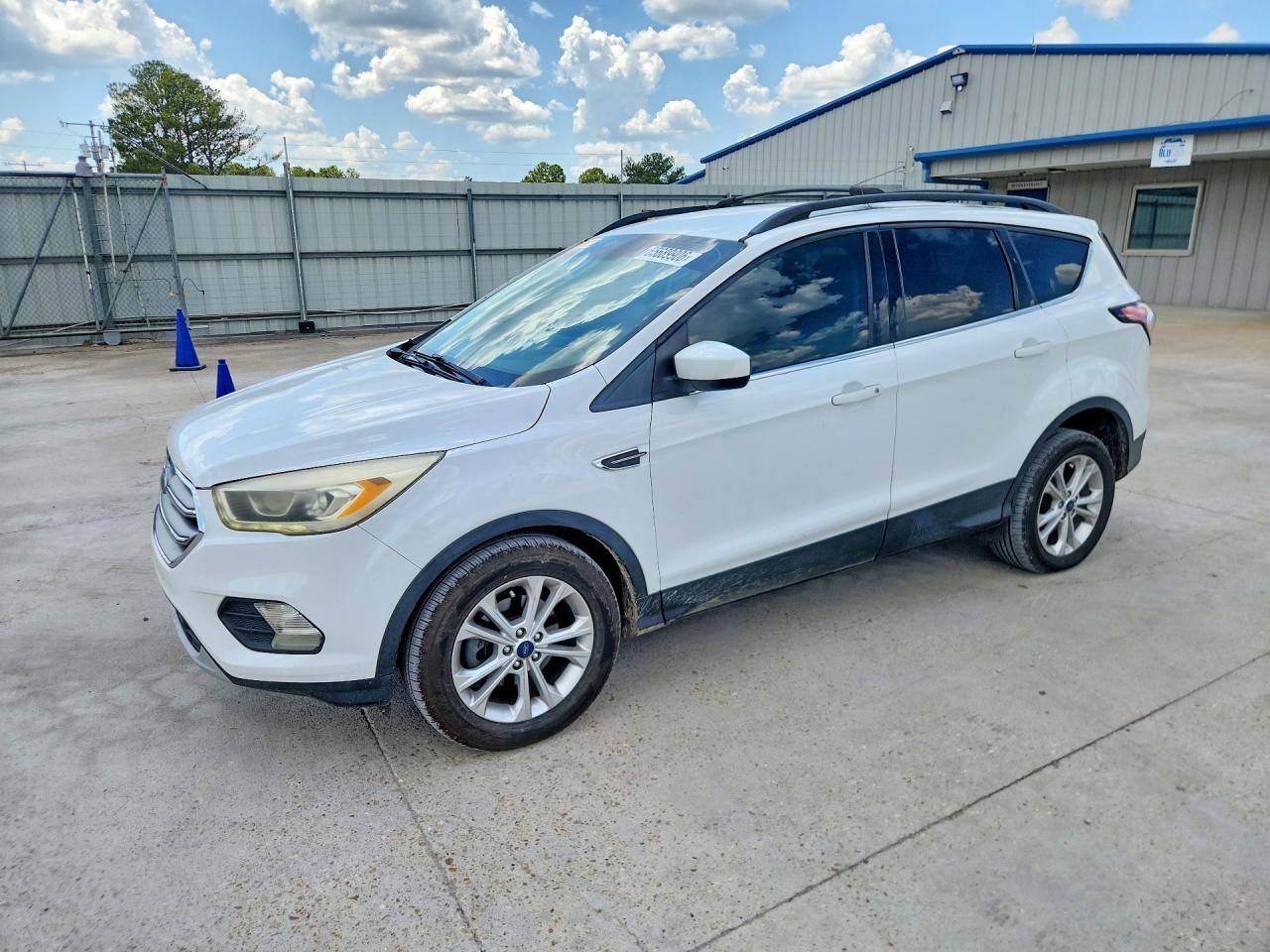 1FMCU0GD7HUE42803 · 2017 FORD ESCAPE