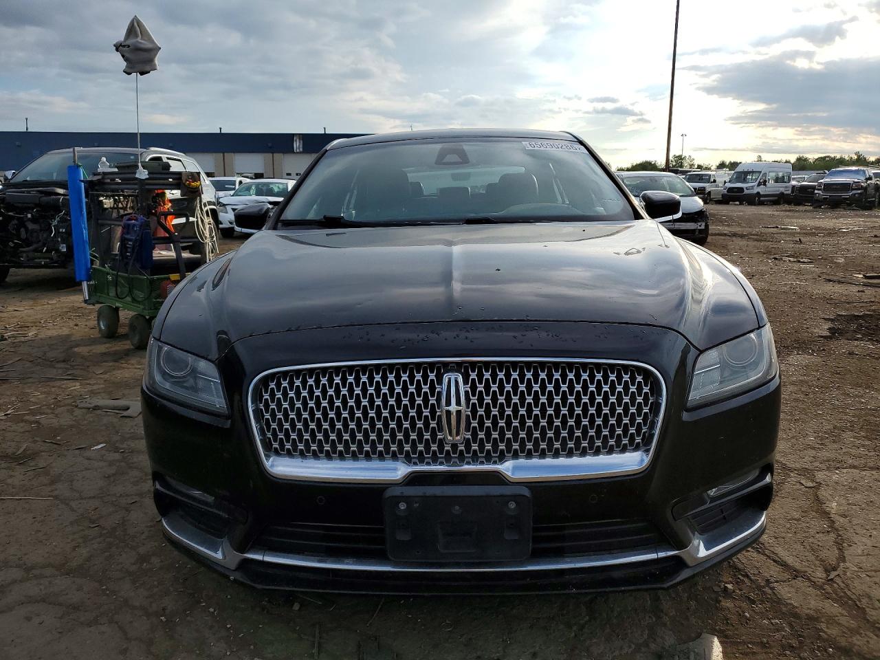 1LN6L9UK5K5600659 · 2019 LINCOLN CONTINENTAL · 5/12