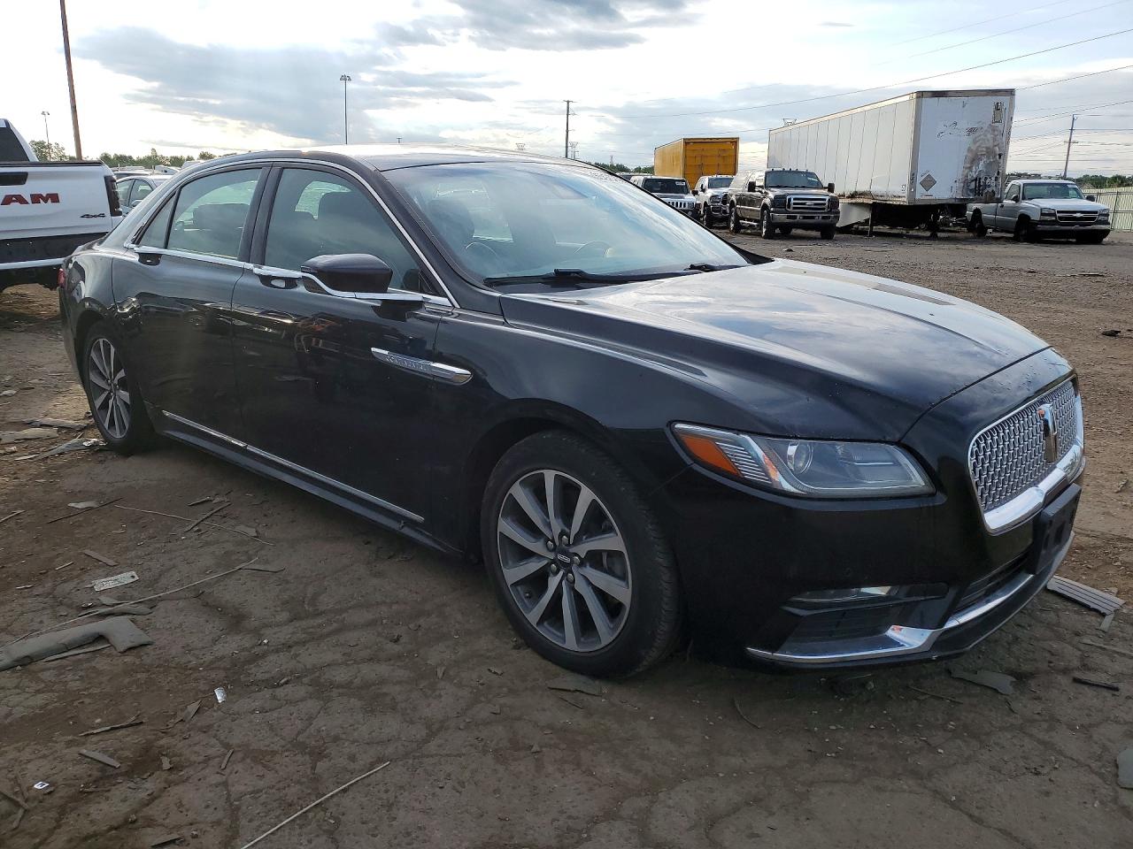 1LN6L9UK5K5600659 · 2019 LINCOLN CONTINENTAL · 4/12