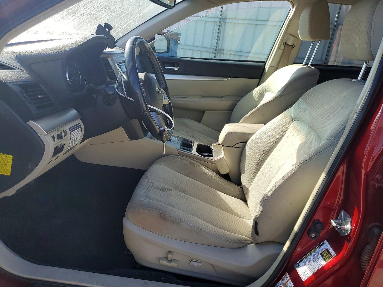 4S4BRBGC8B3370748 · 2011 SUBARU OUTBACK · 7/12