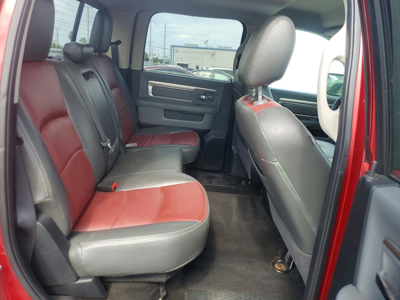 1C6RR7LM5FS610694 · 2015 RAM 1500 · 10/12