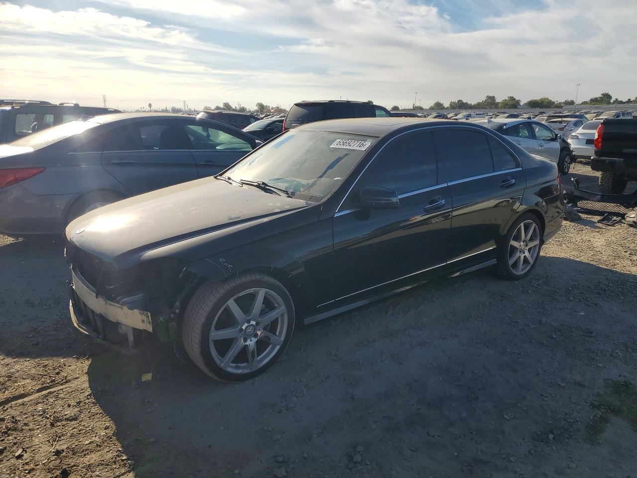 2014 MERCEDES-BENZ C