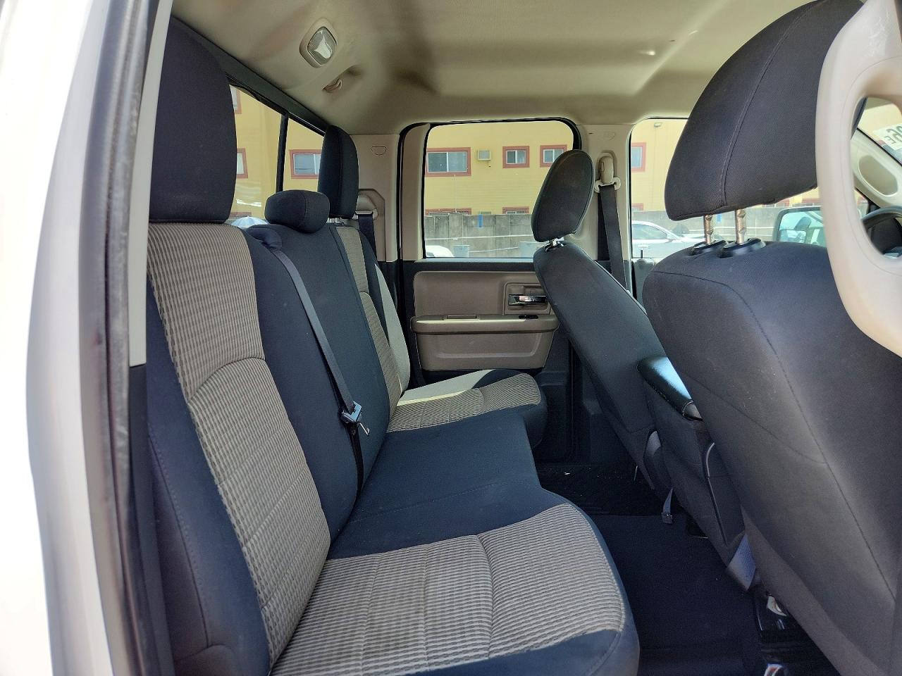 1D7RV1GP1BS684409 · 2011 DODGE RAM 1500 · 10/12