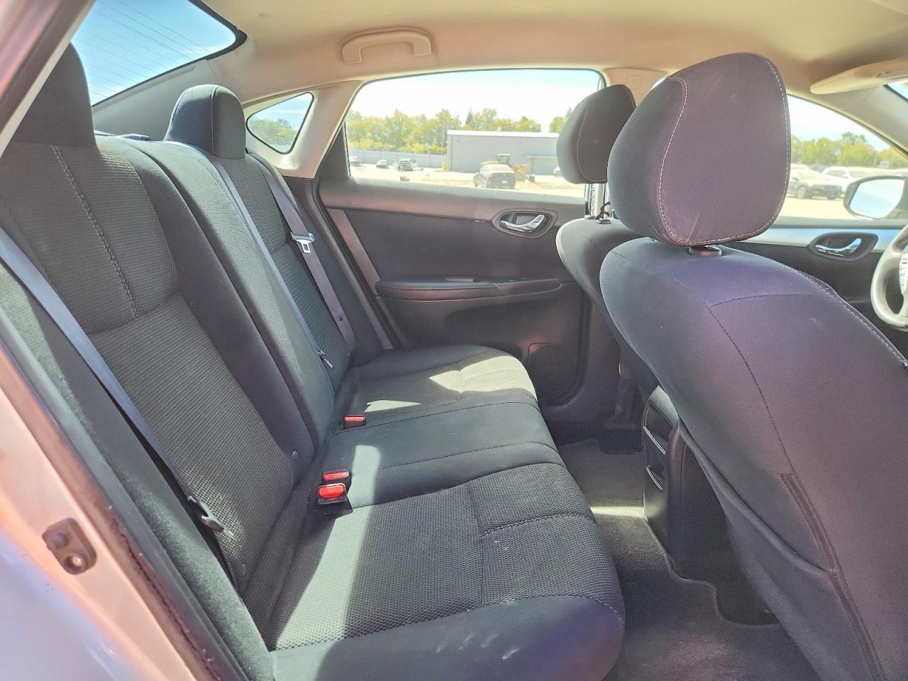 3N1AB7AP6GY290251 · 2016 NISSAN SENTRA · 10/12