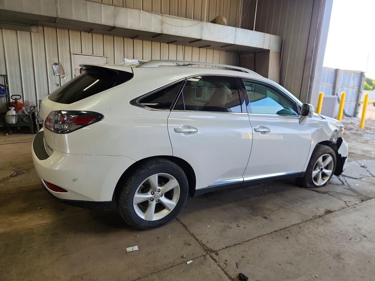 2T2BK1BA5BC087848 · 2011 LEXUS RX · 3/13