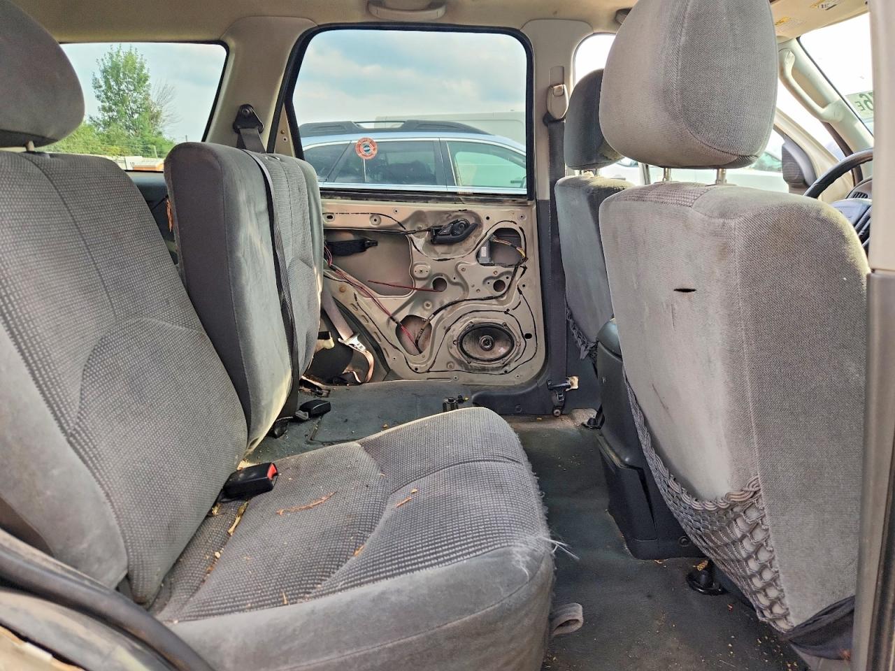 4F2YZ94124KM21972 · 2004 MAZDA TRIBUTE · 10/12