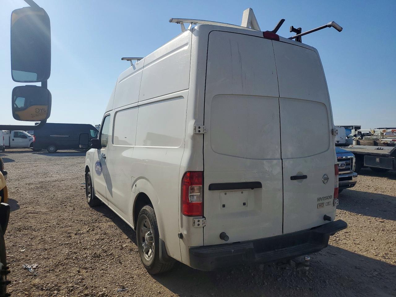 1N6AF0LY0GN816267 · 2016 NISSAN NV · 2/12