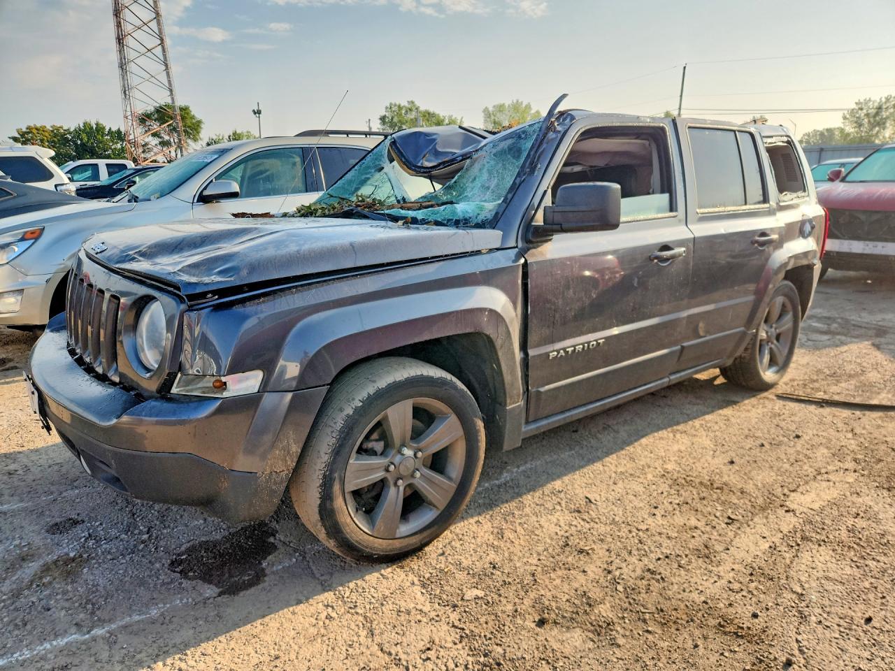 1C4NJPFA0ED822969 · 2014 JEEP PATRIOT