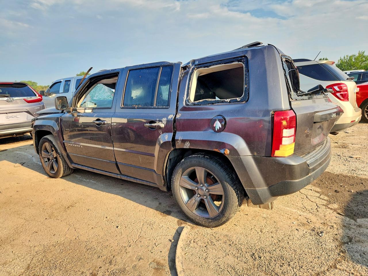 1C4NJPFA0ED822969 · 2014 JEEP PATRIOT · 2/13