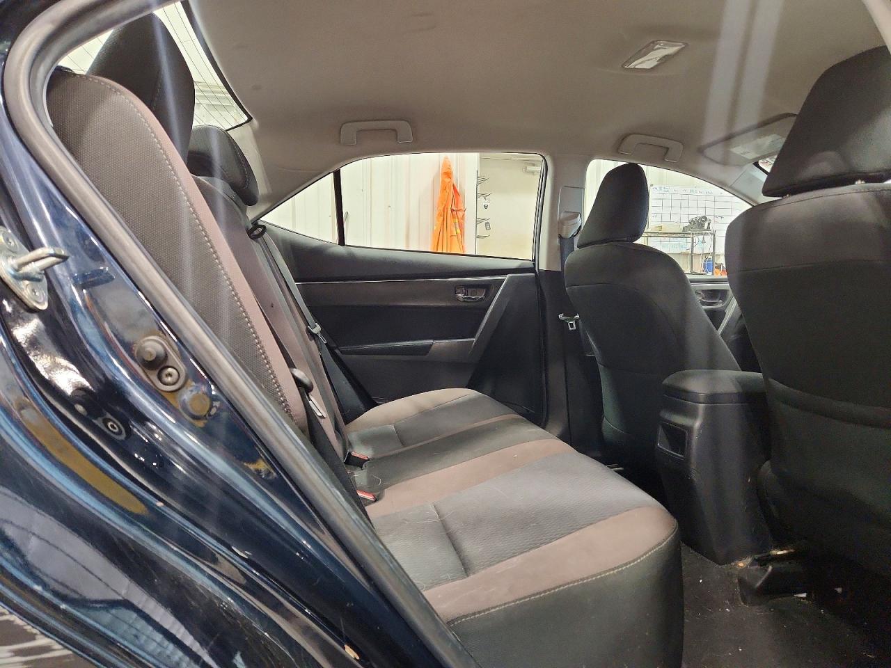 2T1BURHE8JC021834 · 2018 TOYOTA COROLLA · 10/12