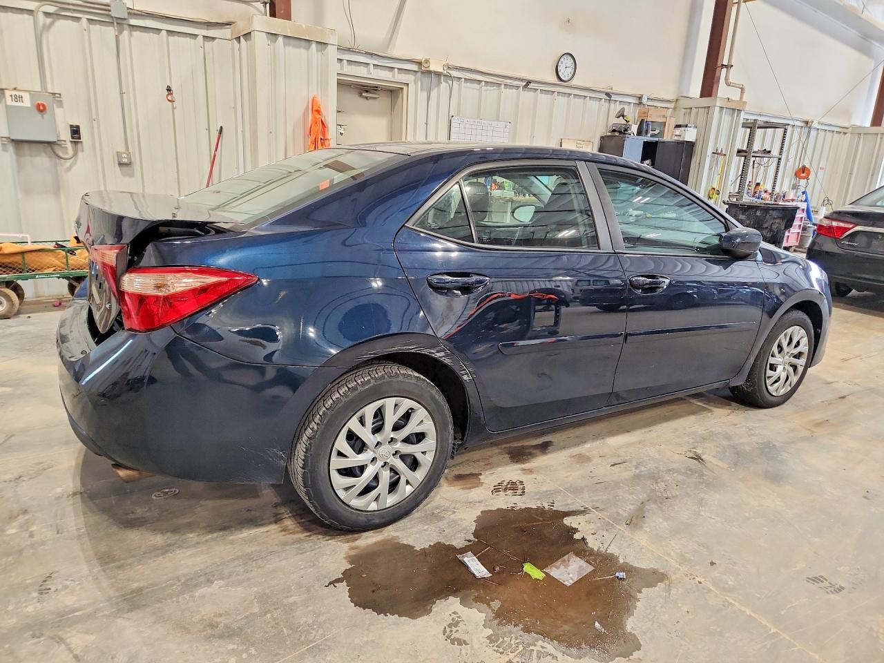 2T1BURHE8JC021834 · 2018 TOYOTA COROLLA · 3/12