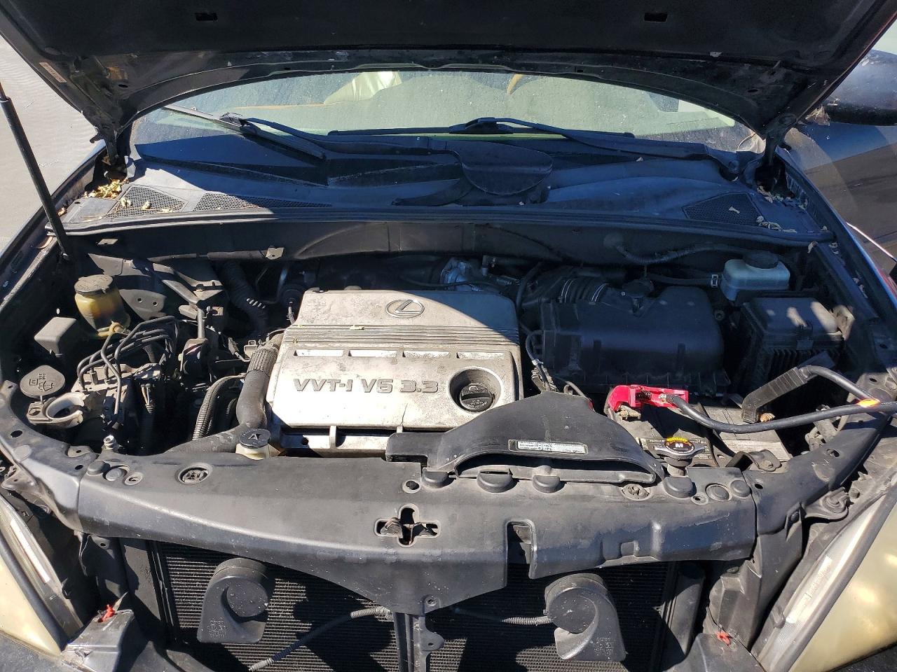 JTJGA31U640004247 · 2004 LEXUS RX · 12/13