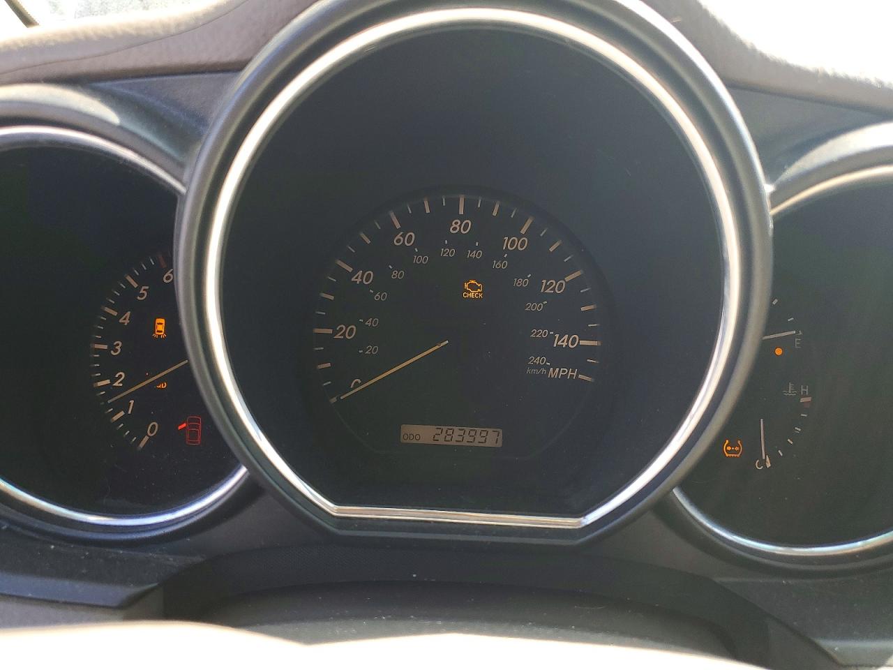 JTJGA31U640004247 · 2004 LEXUS RX · 9/13