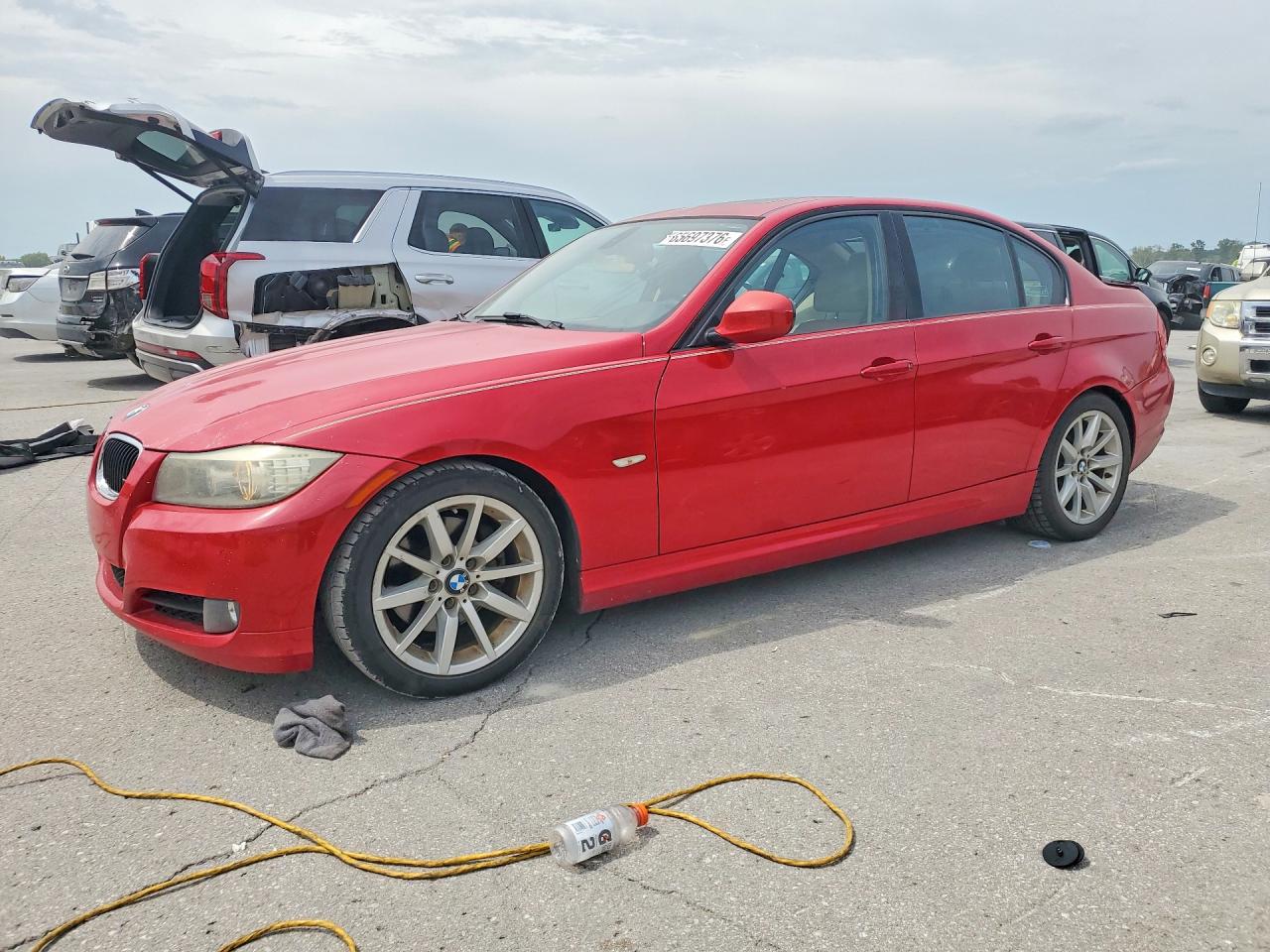 WBAPH7G58ANM54337 · 2010 BMW 328