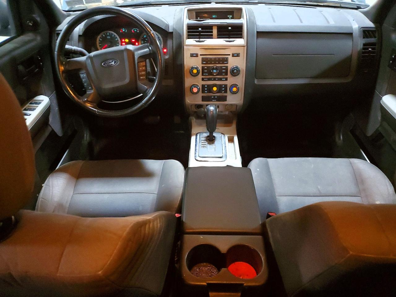 1FMCU9D74CKB64319 · 2012 FORD ESCAPE · 8/13