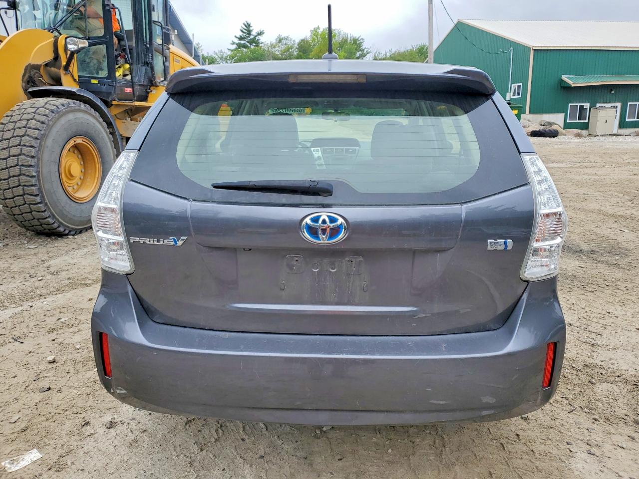 JTDZN3EU1C3124822 · 2012 TOYOTA PRIUS V · 6/12