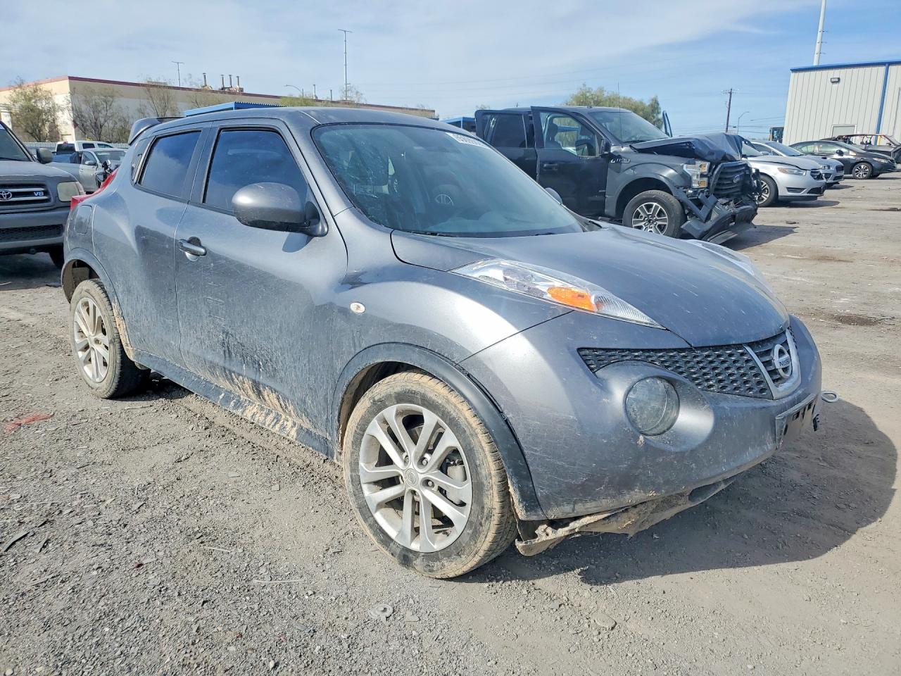 JN8AF5MR3DT220444 · 2013 NISSAN JUKE · 4/13