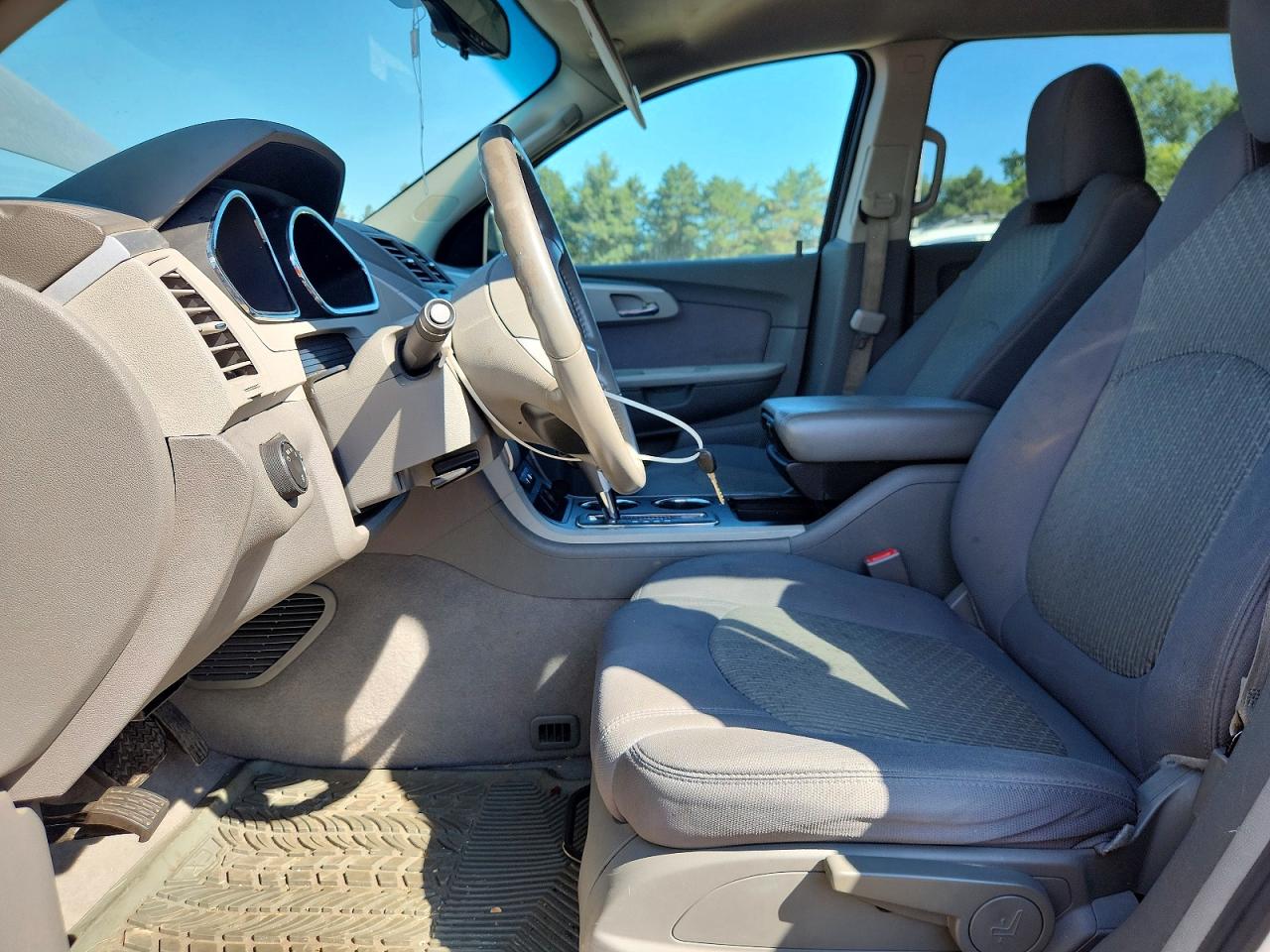 1GNKRFEDXCJ418715 · 2012 CHEVROLET TRAVERSE · 7/12