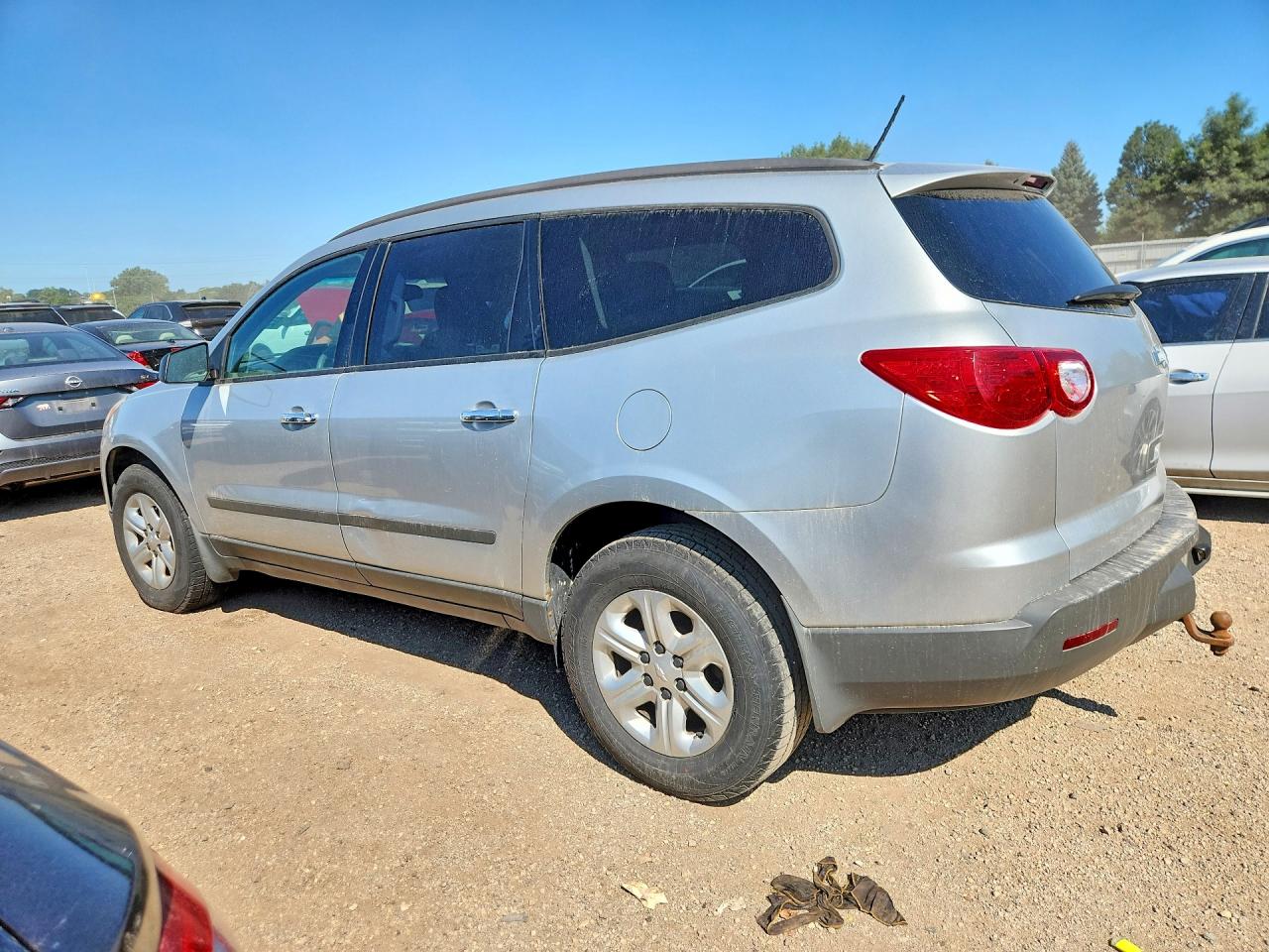 1GNKRFEDXCJ418715 · 2012 CHEVROLET TRAVERSE · 2/12