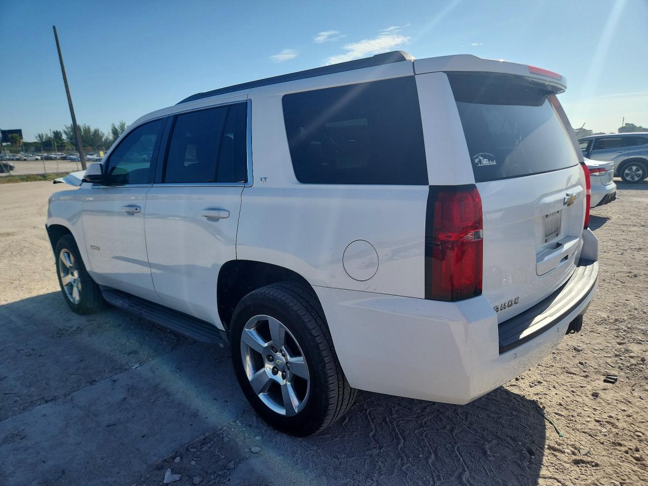 1GNSCBKCXFR284560 · 2015 CHEVROLET TAHOE · 2/13