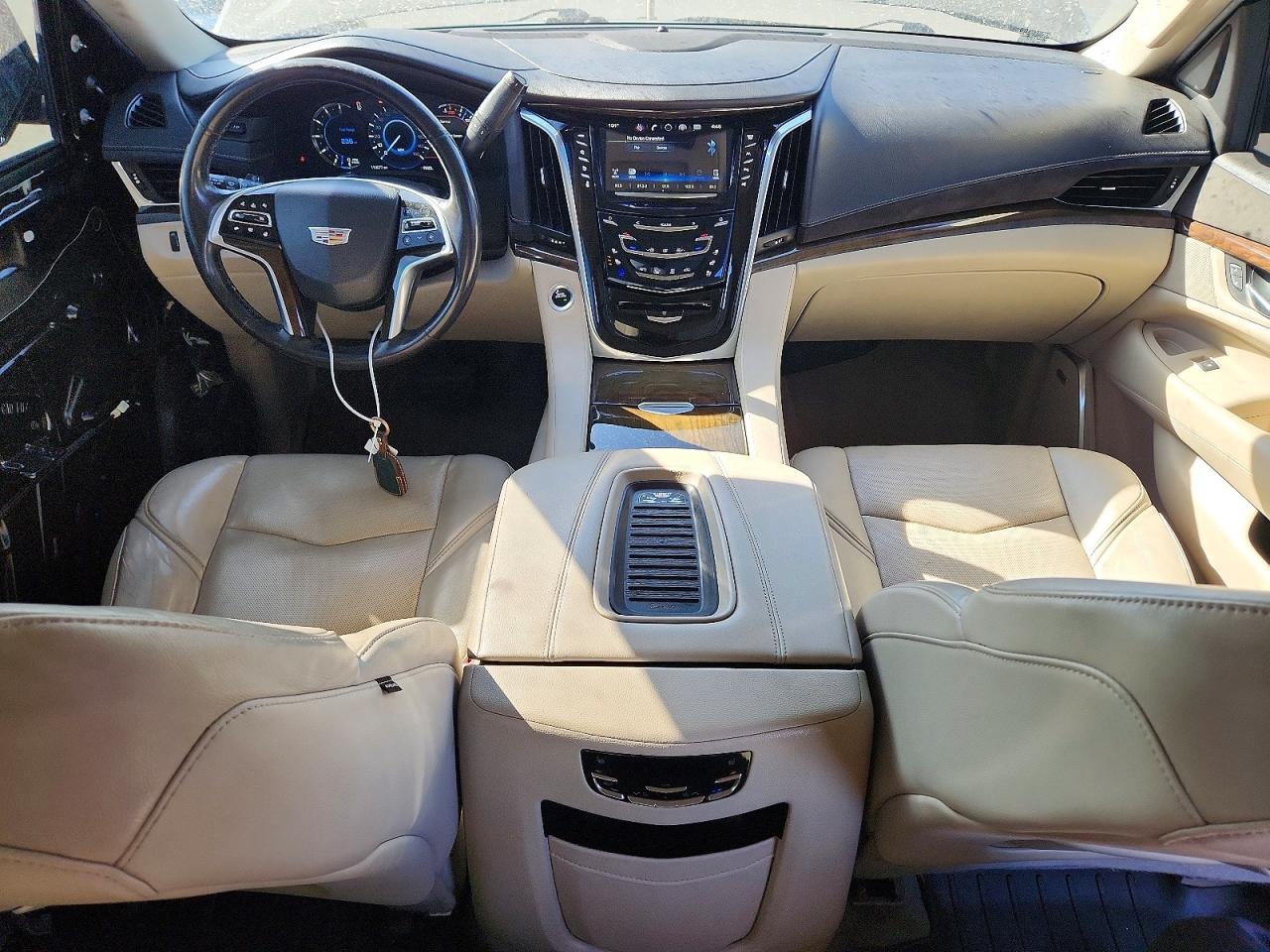 1GYS3JKJ5KR147208 · 2019 CADILLAC ESCALADE · 8/13