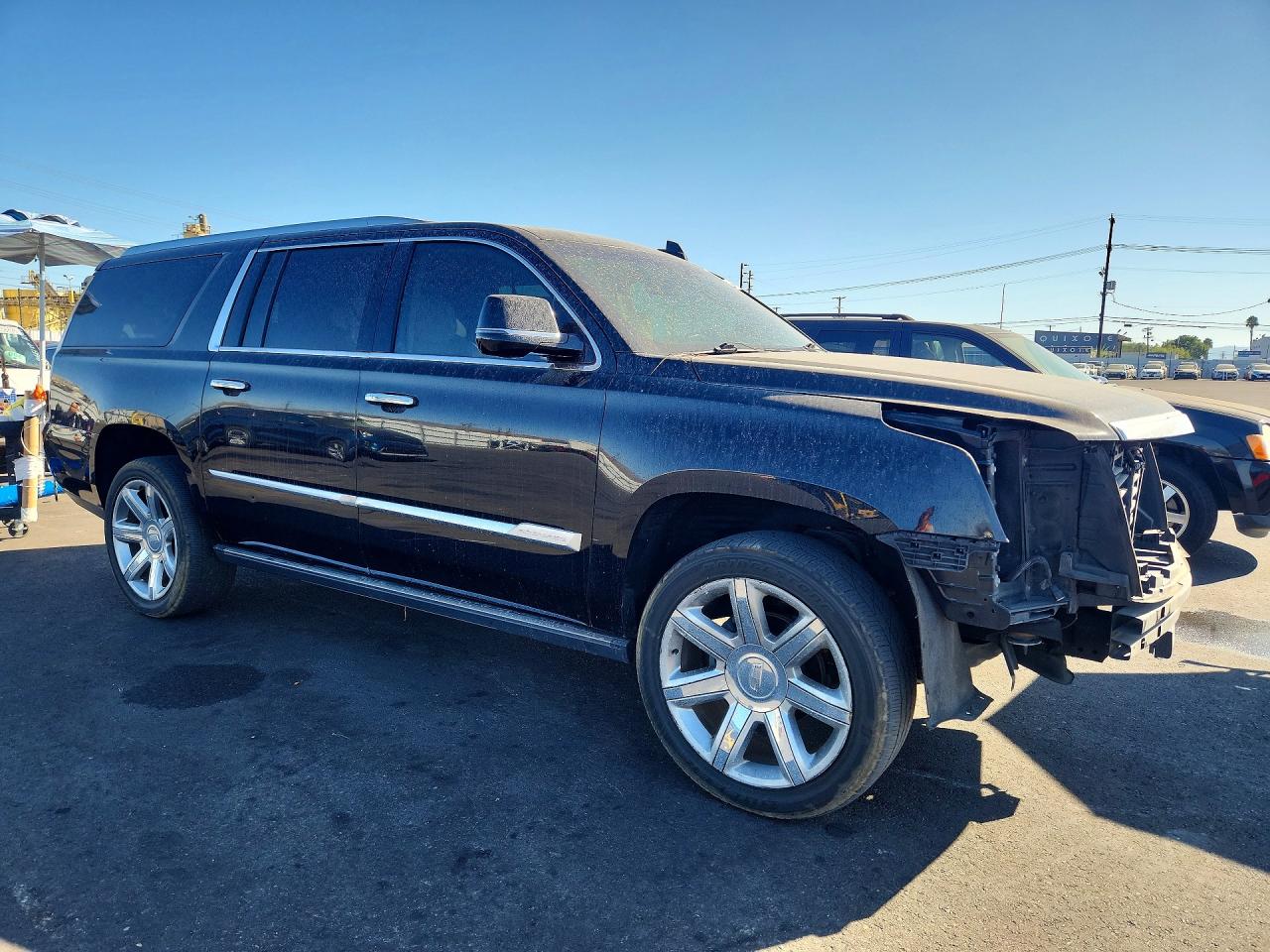 1GYS3JKJ5KR147208 · 2019 CADILLAC ESCALADE · 4/13