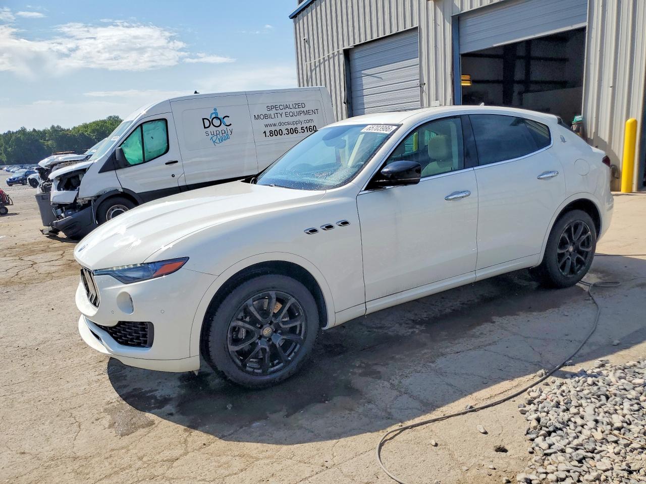 2020 MASERATI LEVANTE