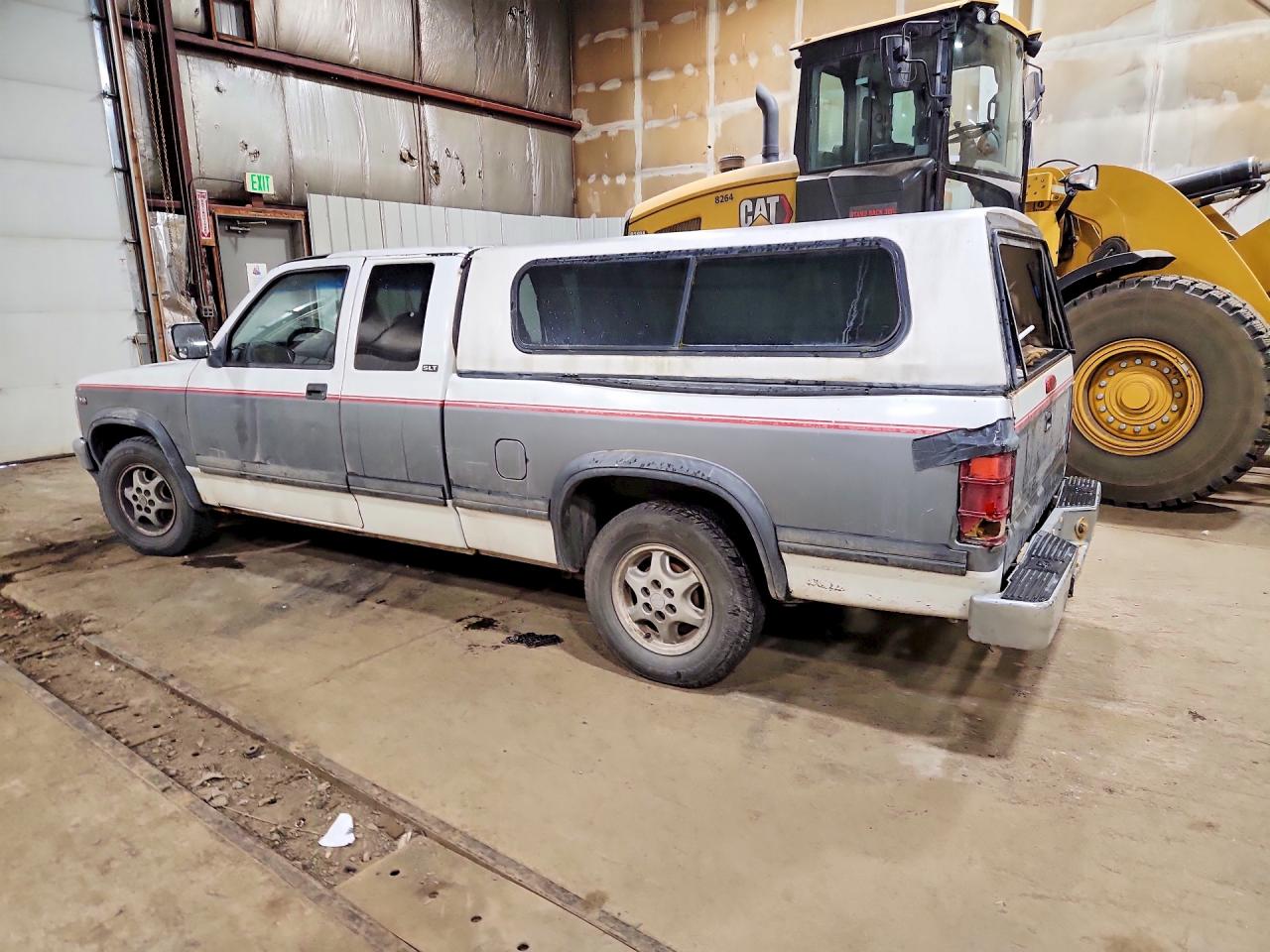 1B7GL23X1SS140706 · 1995 DODGE DAKOTA · 2/12