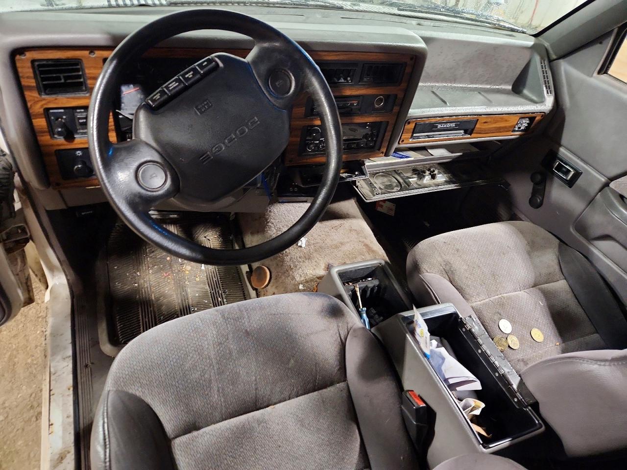 1B7GL23X1SS140706 · 1995 DODGE DAKOTA · 8/12