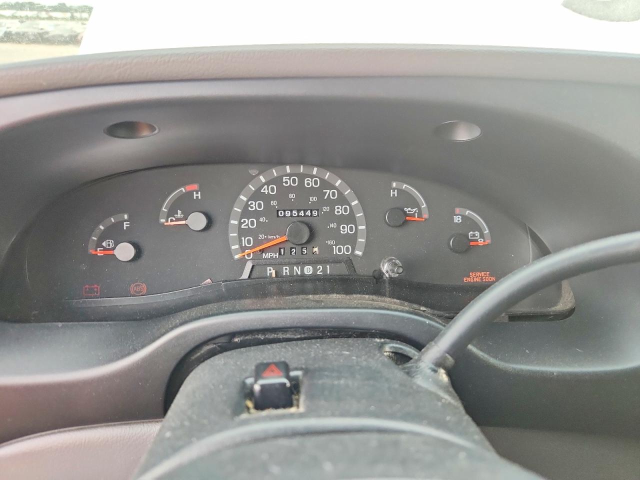 1FBSS31S8WHA80134 · 1998 FORD ECONOLINE · 9/13